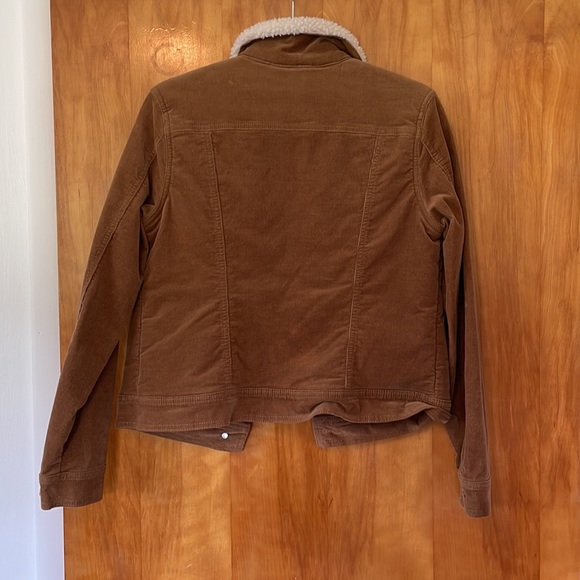 Universal thread Corduroy and Sherpa Jacket - Picture 2 of 2